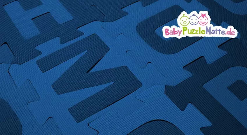 Farblich angepasste Puzzlematte blau